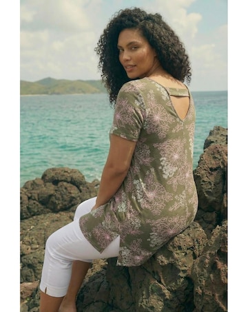 Roman Curve Floral Bar Back Stretch Top