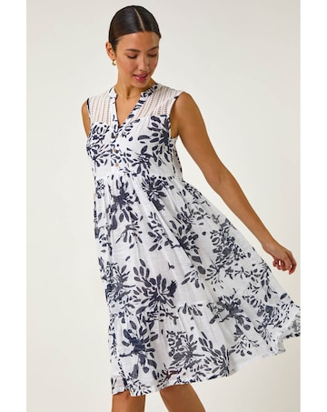 Roman Floral Print Lace Smock Dress