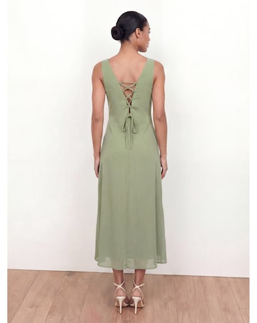 Maya Deluxe Floral Embellished Midaxi Dr