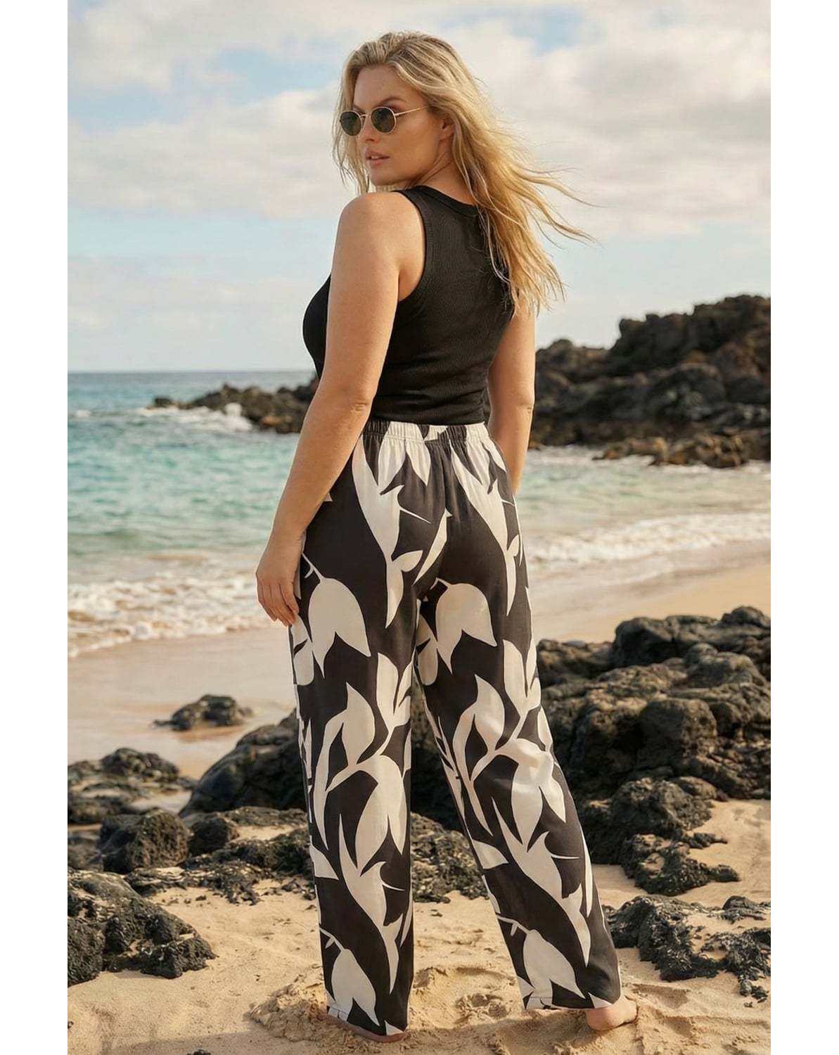 New In - Roman Curve Leaf Print Stretch Trousers