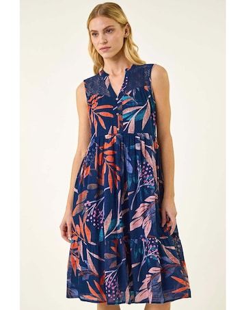 Roman Leaf Print V-Neck Tiered Dress