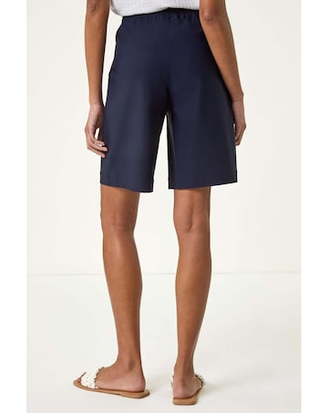 Roman Drawcord Pocket Stretch Shorts
