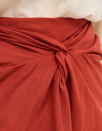 Callie Wrap Skirt