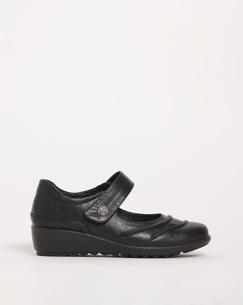 Cushion Walk Touch & Close Shoe E Fit