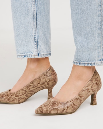 Kayla Flexi Sole Kitten Heel Court Shoe - Wide Fit (E)