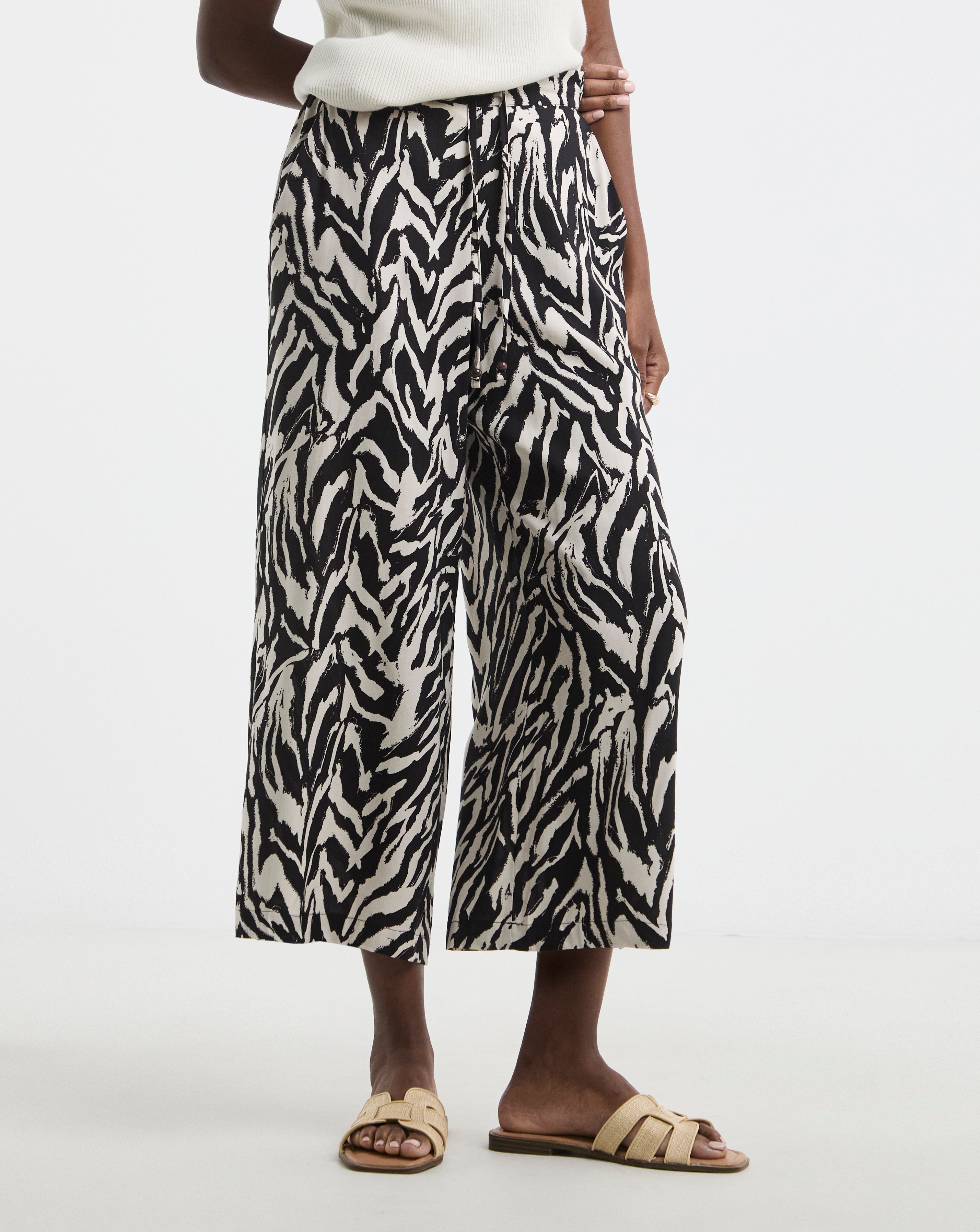 Cropped Wide Leg Culotte