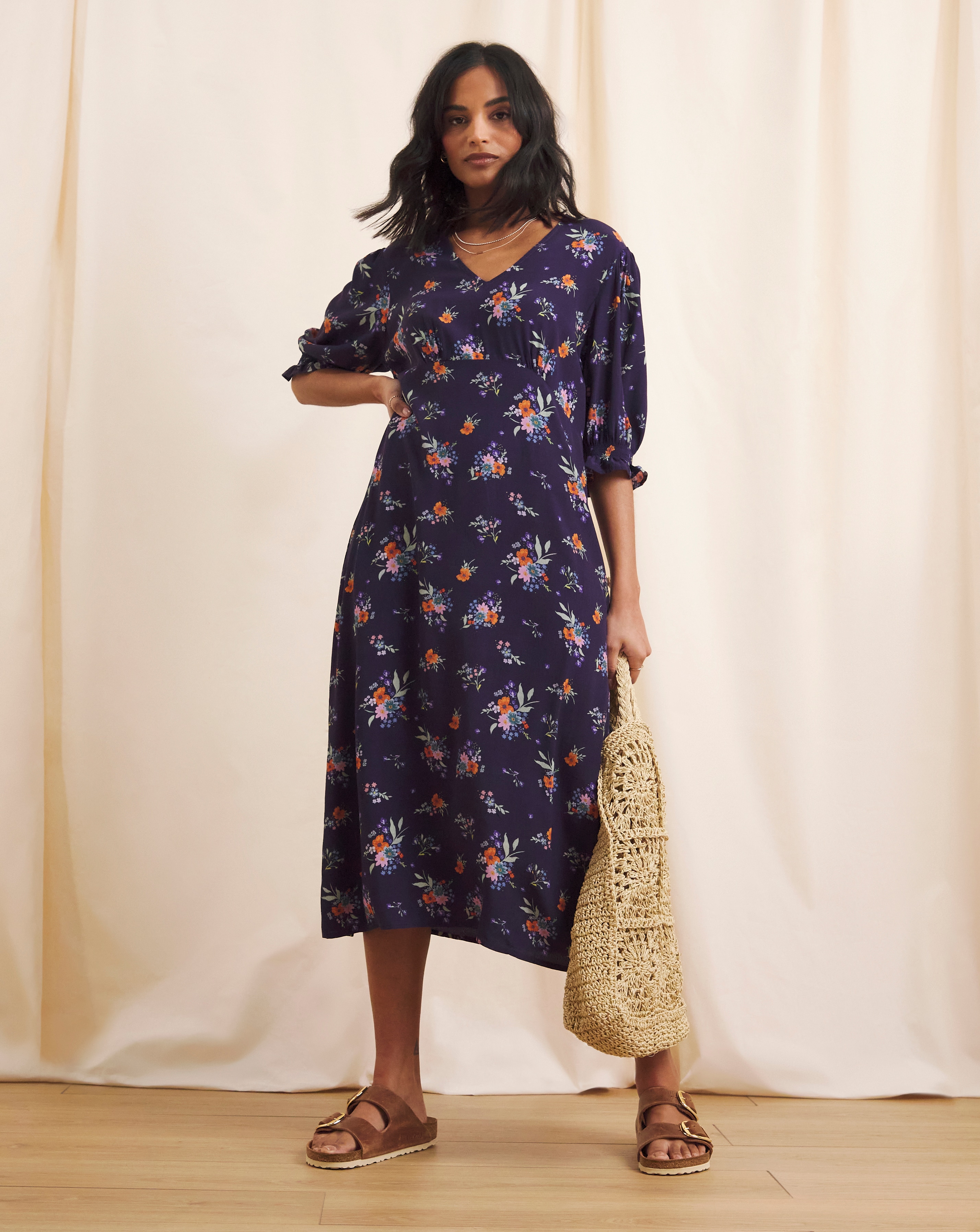 Anise Adeline V Neck Midi Dress