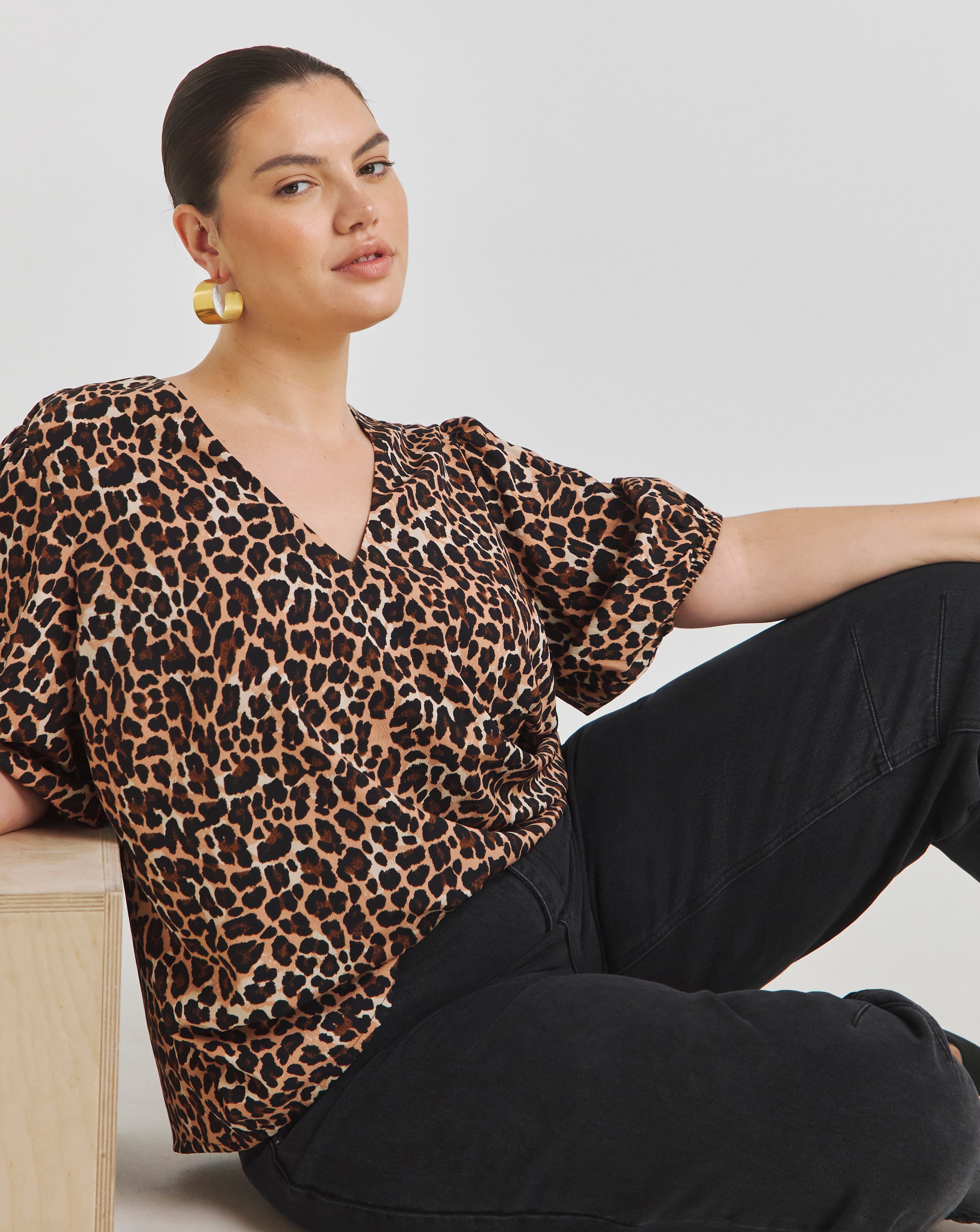 Leopard V Neck Puff Sleeve Blouse
