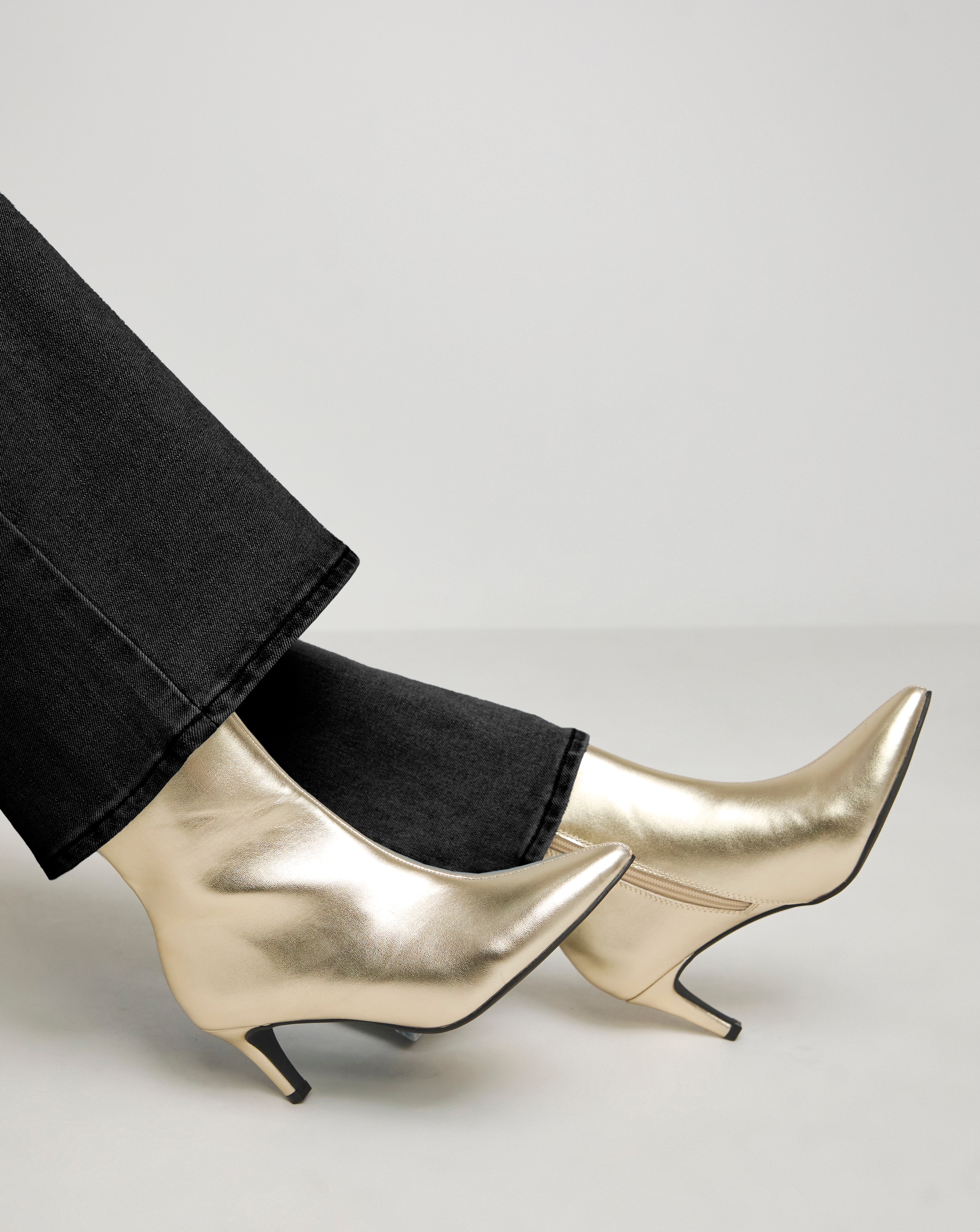 Ankle Kitten Heel Boot Ex Wide