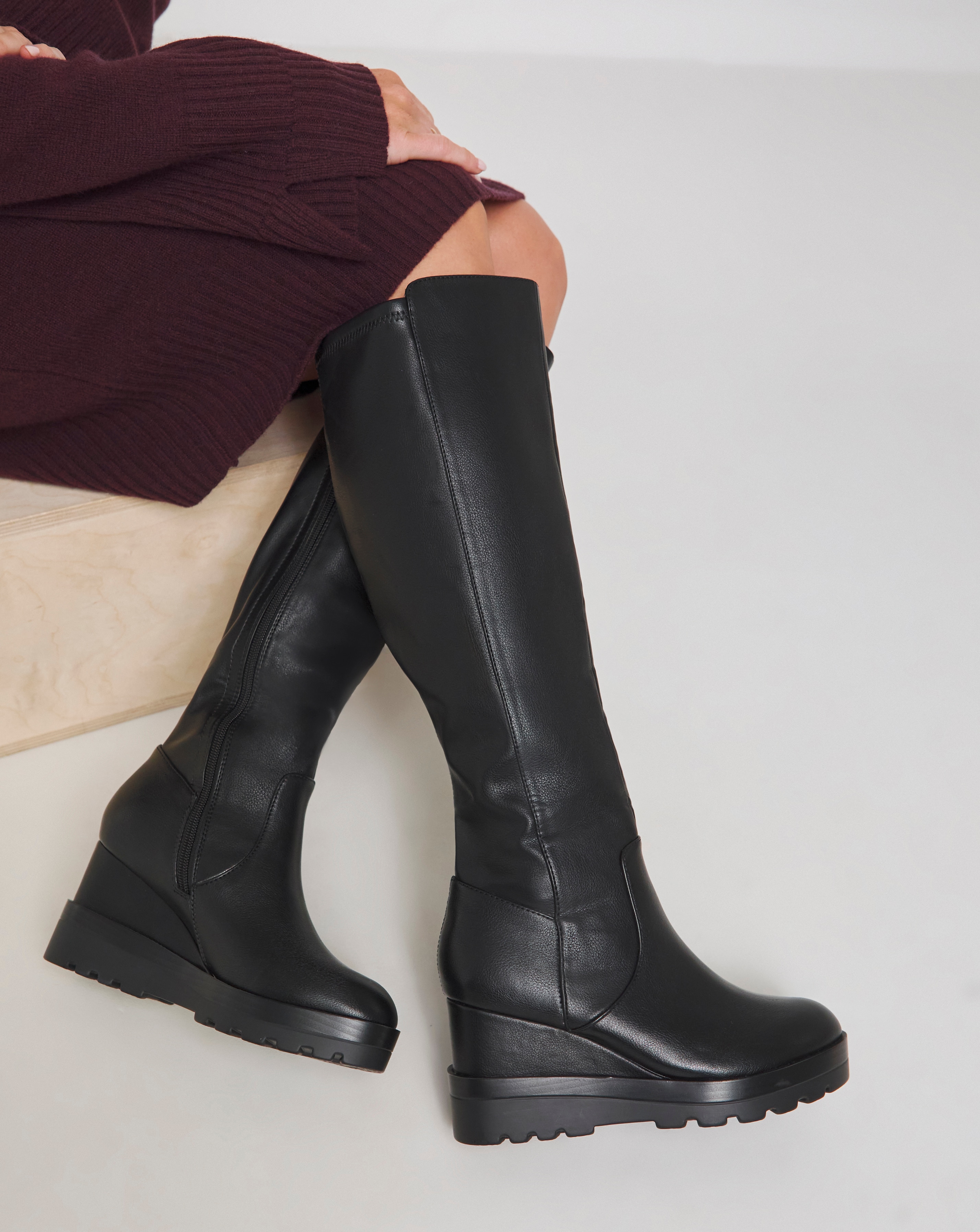 Stretch Wedge Knee Boots Wide SC