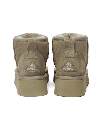 EVERAU Heron Ultra Mini Platform Boots in Caribou