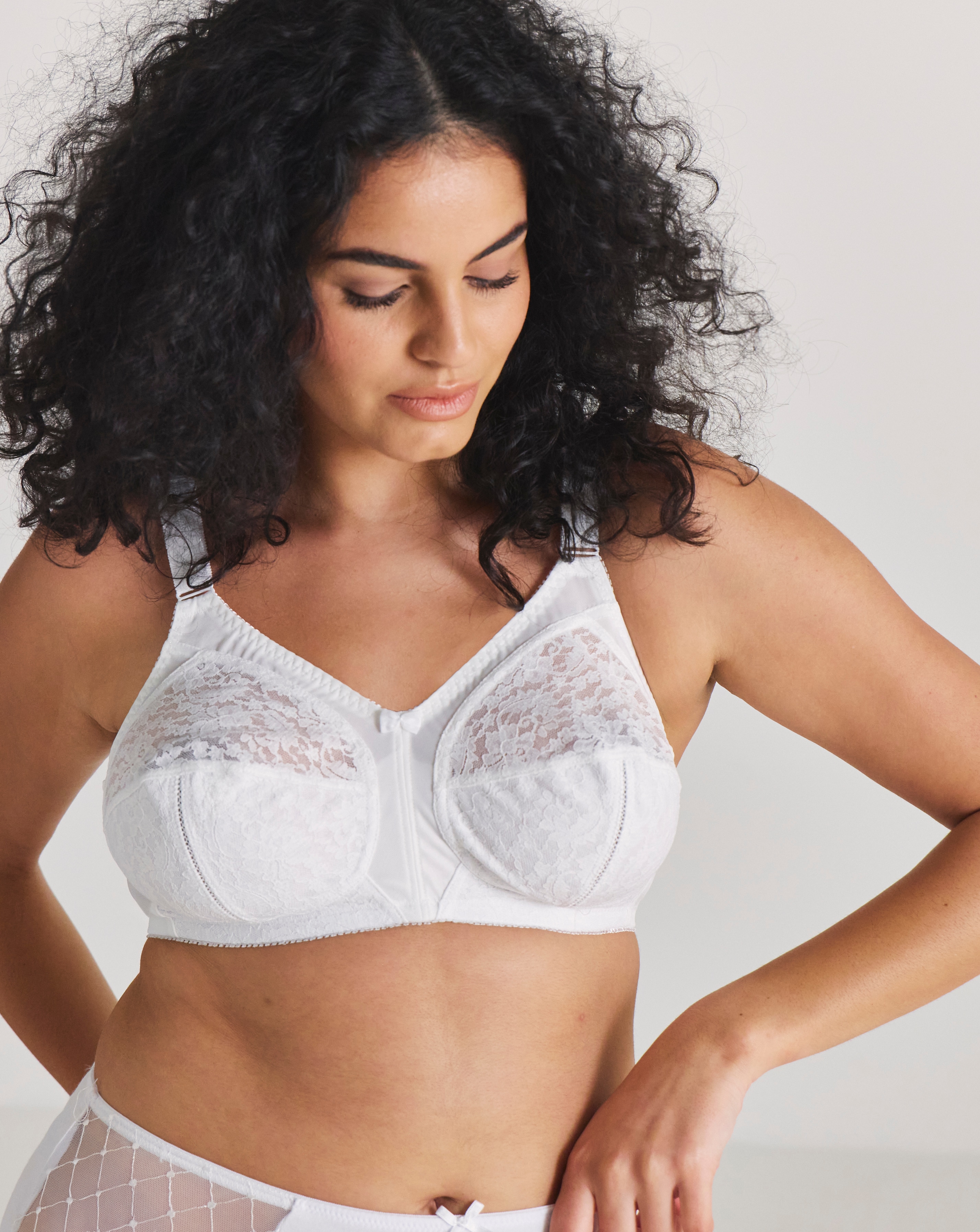 Dotty Full Cup Non Wired White Bra