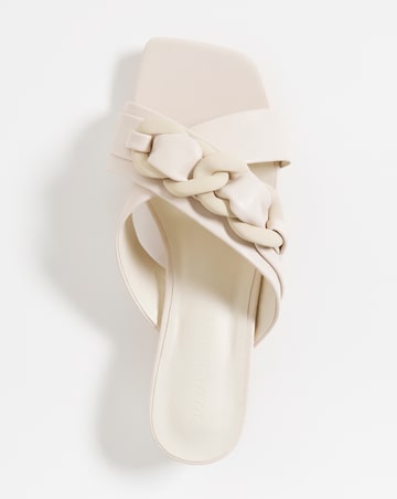 Chain Detail Crossover Mule - Wide Fit (E)