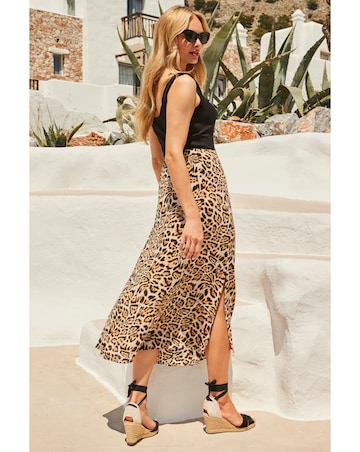 Sosandar Wide Strap Sweetheart Top