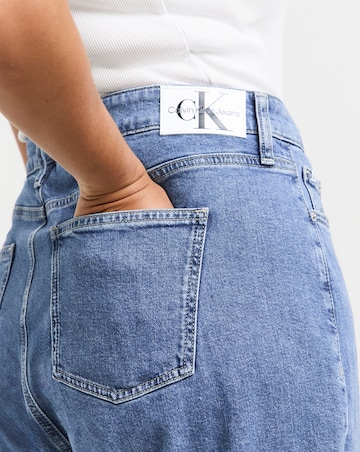 Calvin Klein Jeans Mom Jean Ankle