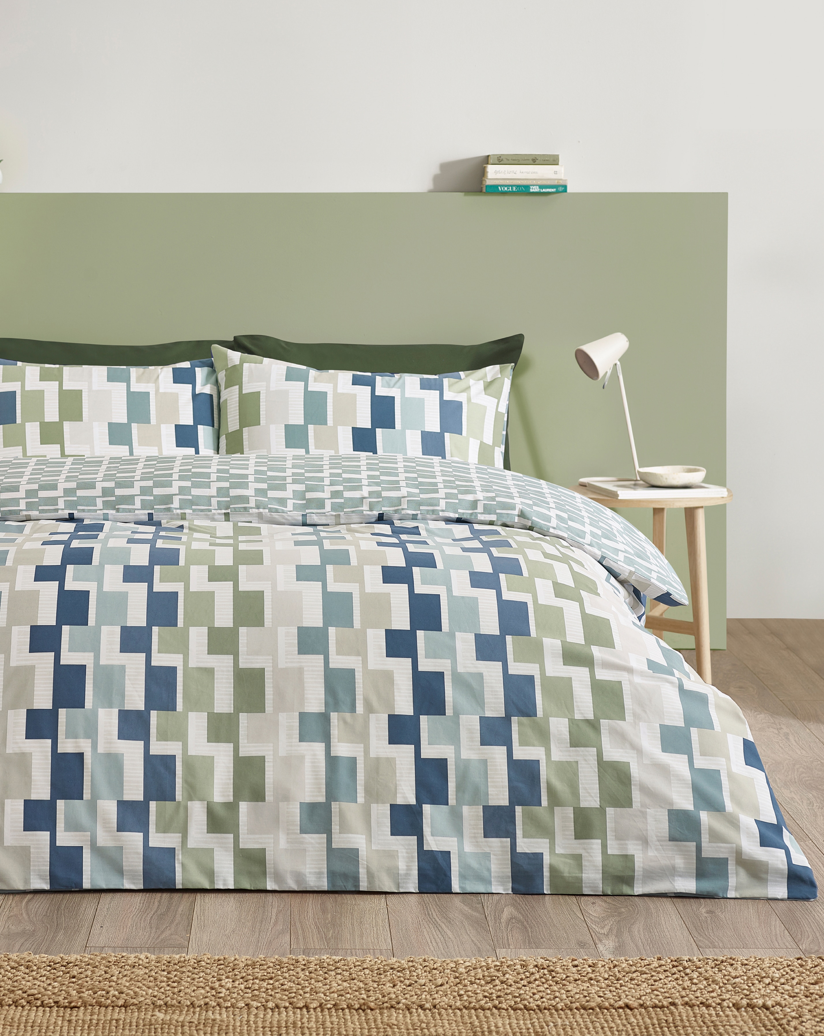 Catherine Lansfield Bryson Geo Duvet Set