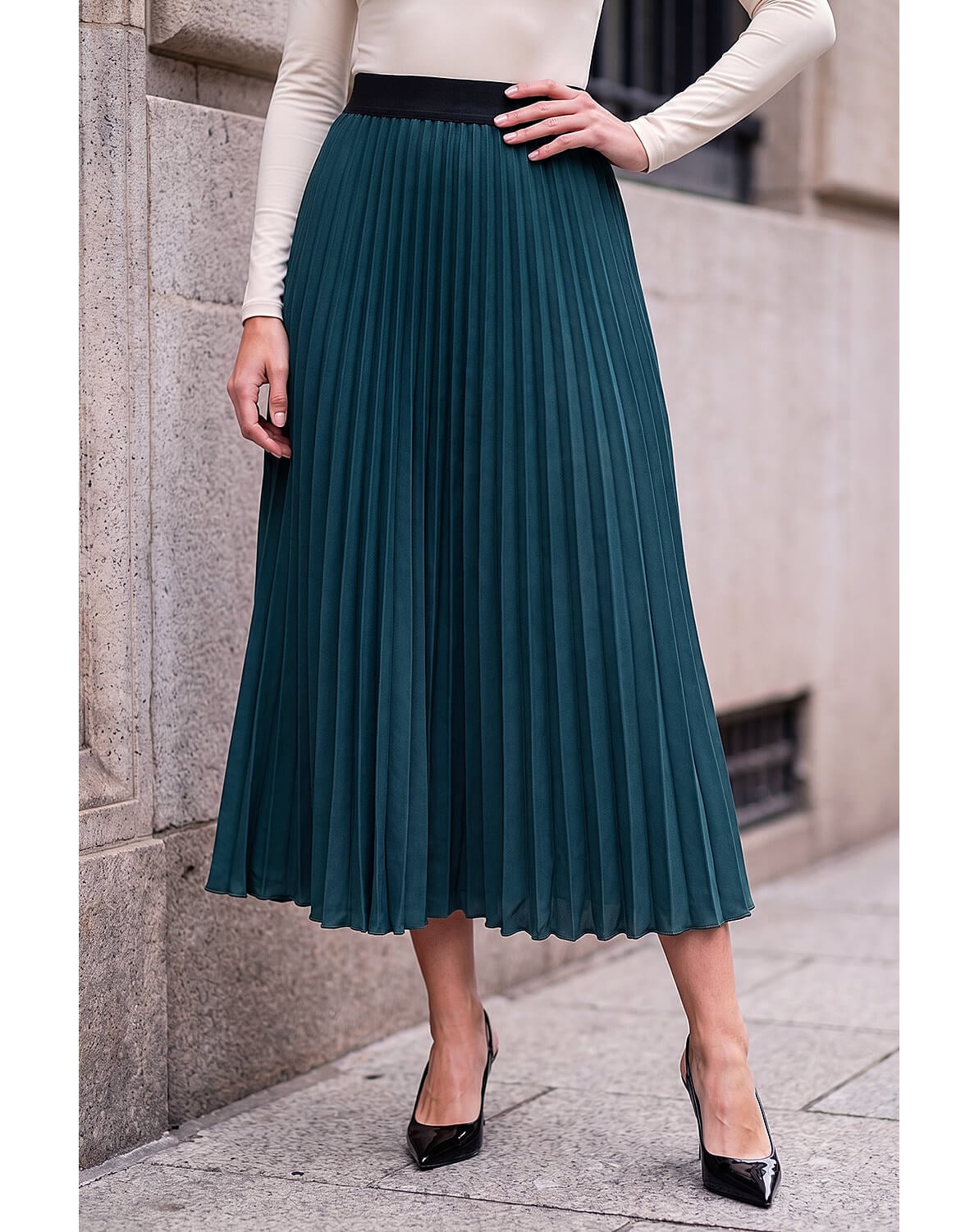 Roman Pleated Elastic Waist Maxi Skirt