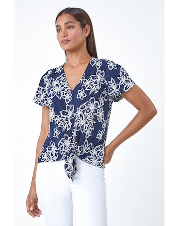 Roman Textured Floral Print Top