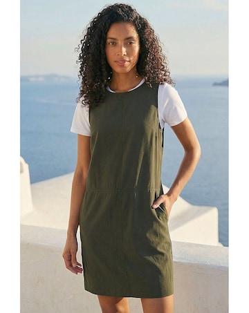 Roman Seam Detail Pocket Shift Dress