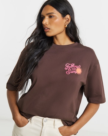 Chocolate Follow The Sun Graphic T-Shirt