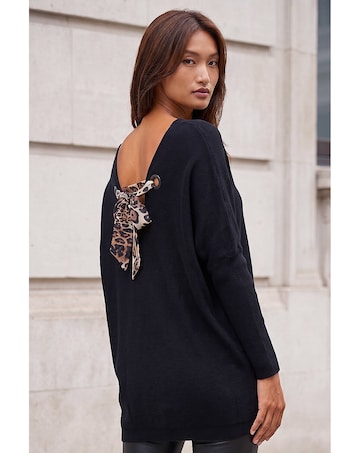 Roman Animal Print Tie V-Neck Jumper