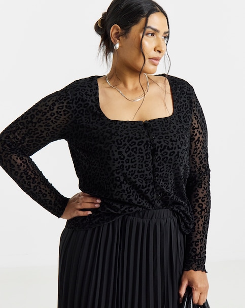 New In - Leopard Flock Mesh Top