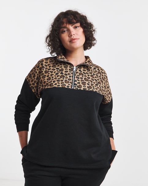 New In - Leopard Half Zip Sweat