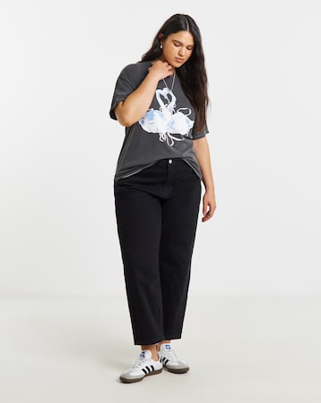 Charcoal Swan Graphic Short Sleeve T-Shirt