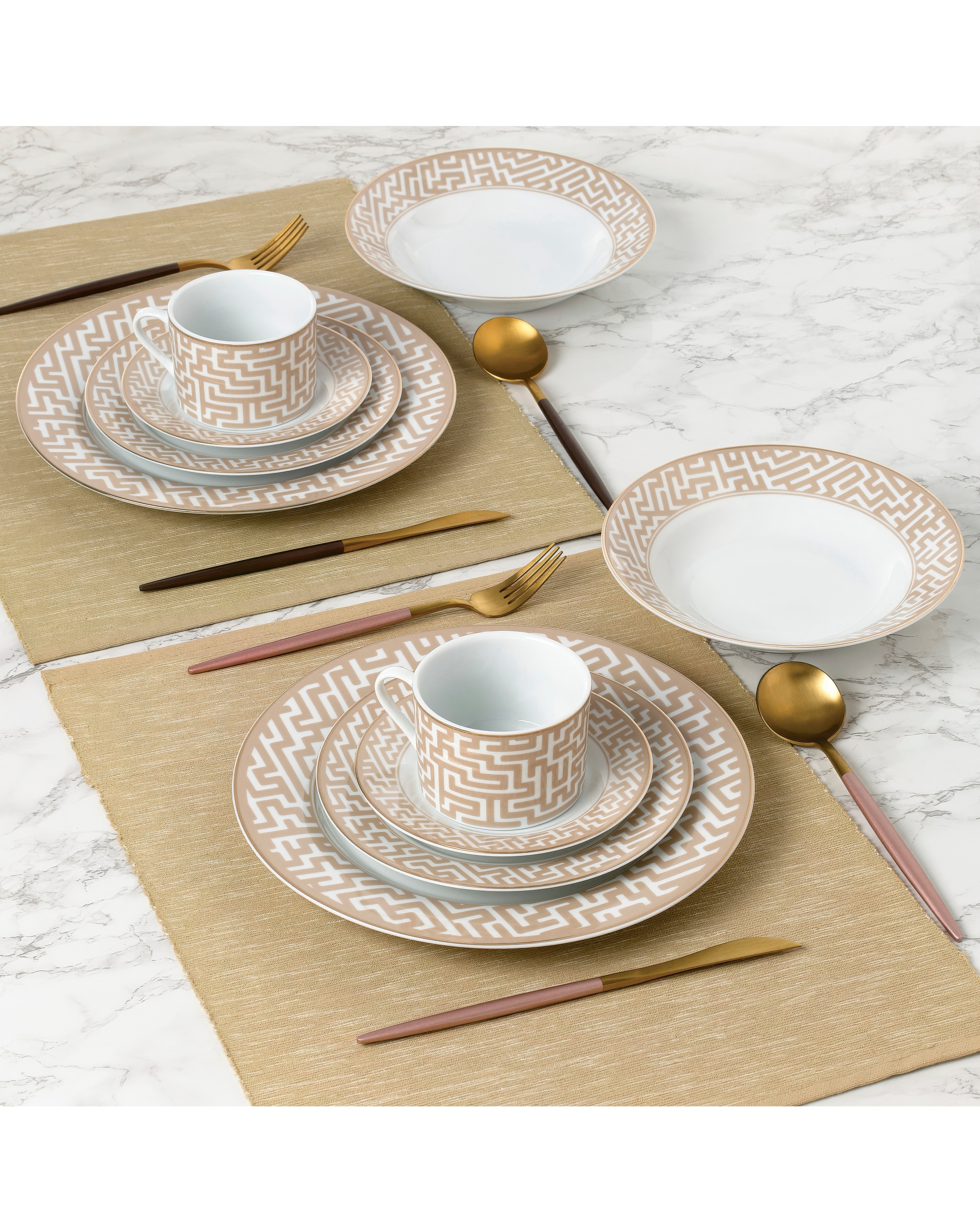 Waterside Gold Maze 20 Piece Dinner Set
