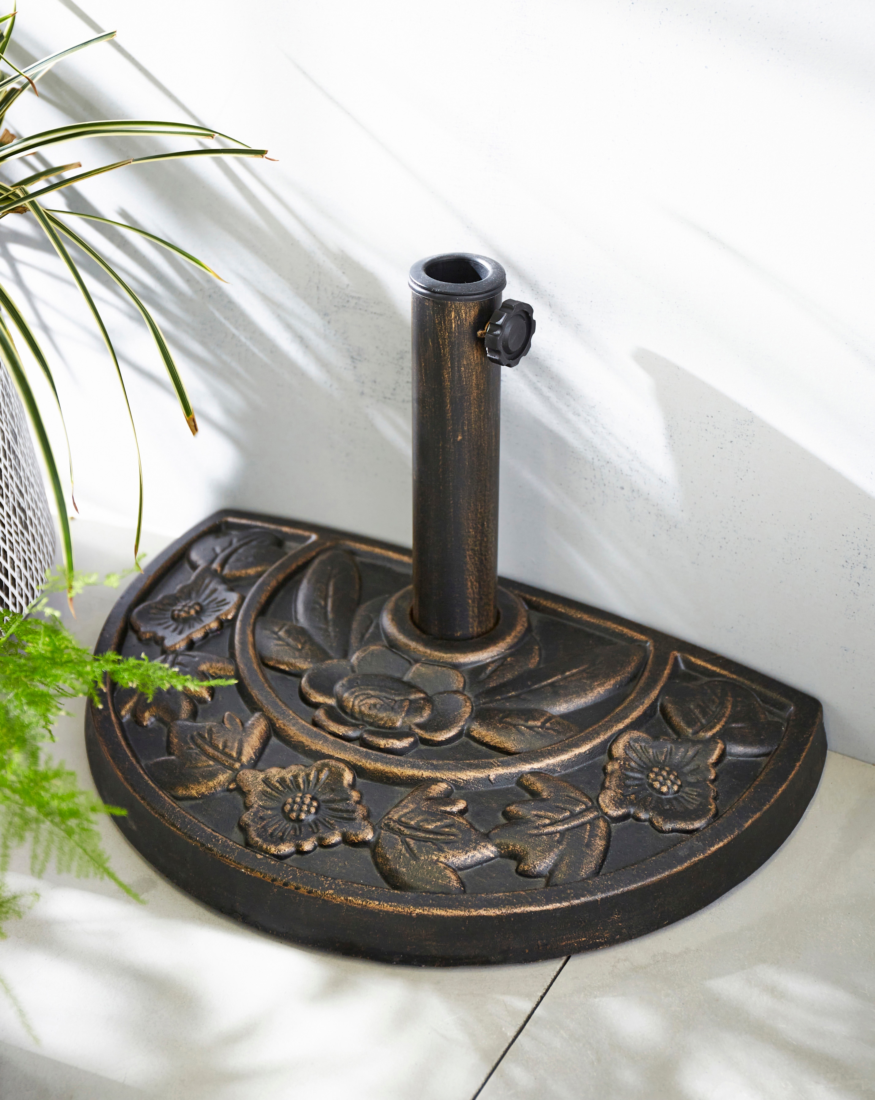 Half Garden Parasol Base