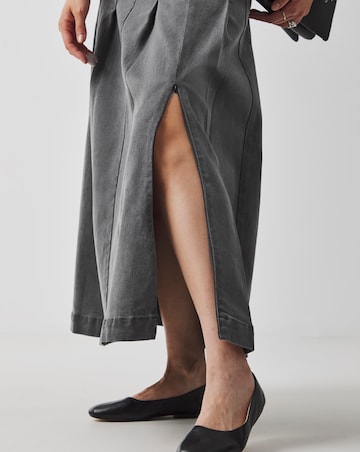 Grey Maxi Pleat Detail Denim Skirt