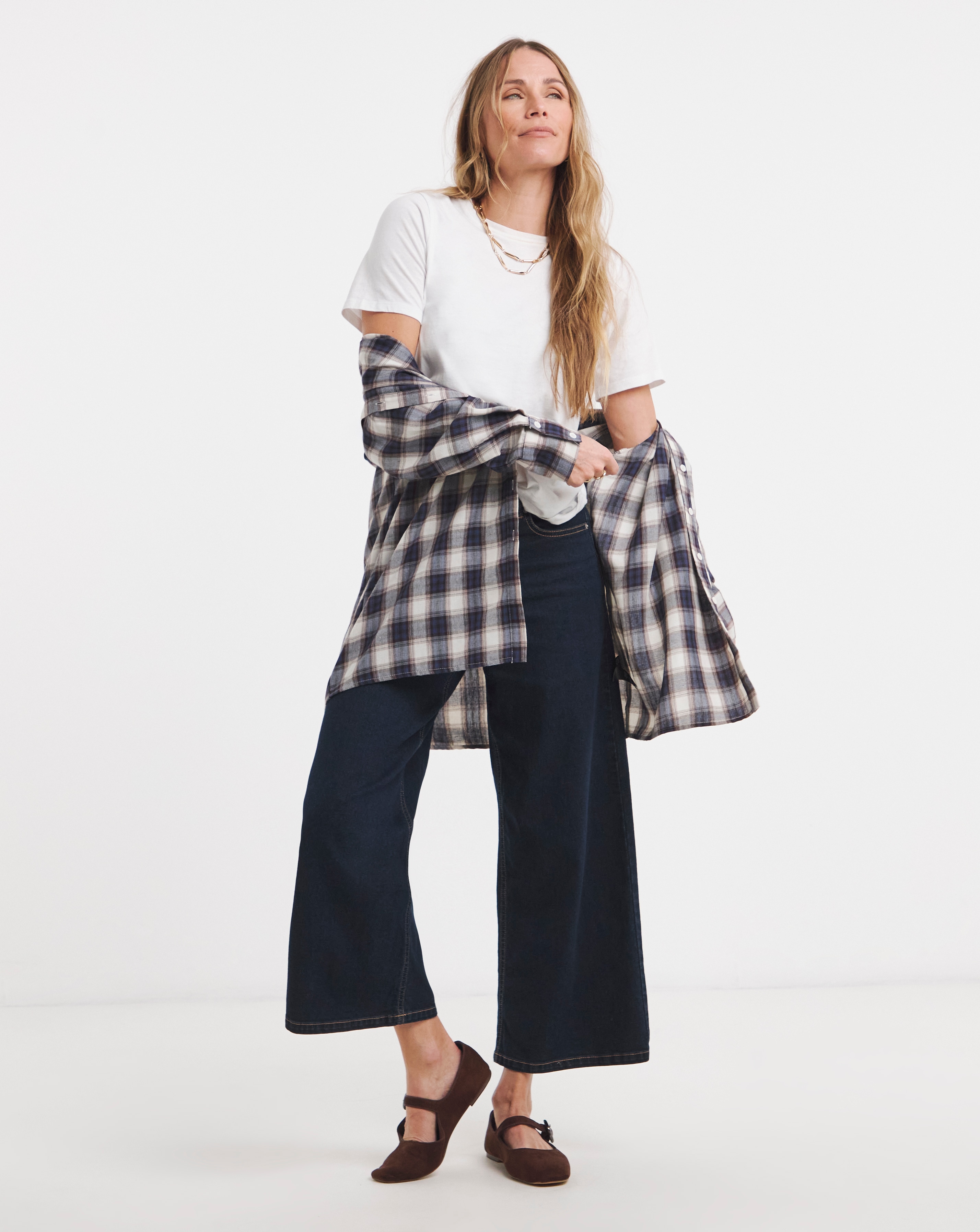 New In - 24/7 Wide Crop Jean