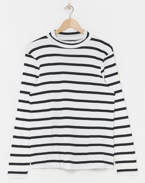 Turtle Neck Long Sleeve Top