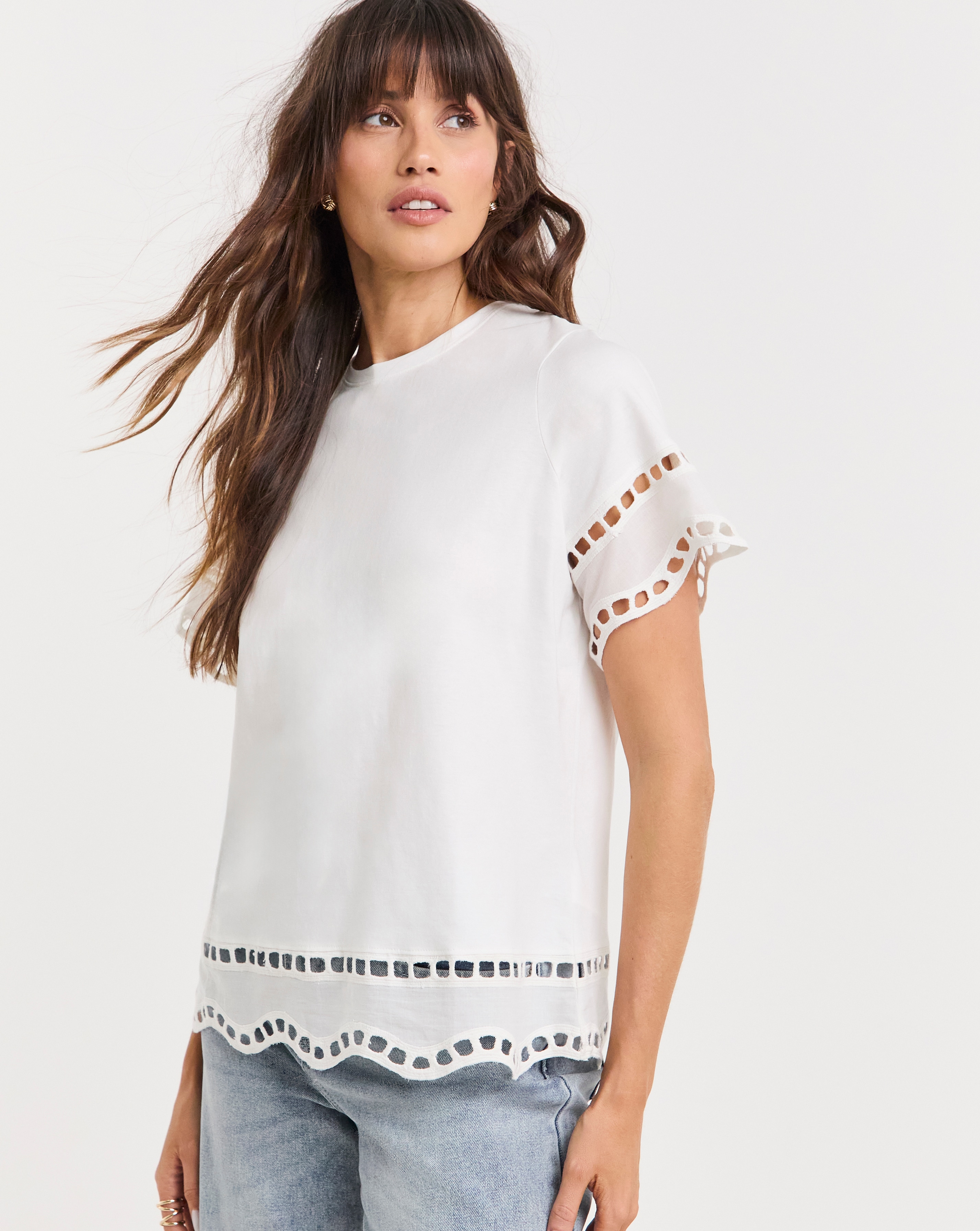 White Crew Neck Broderie T-Shirt