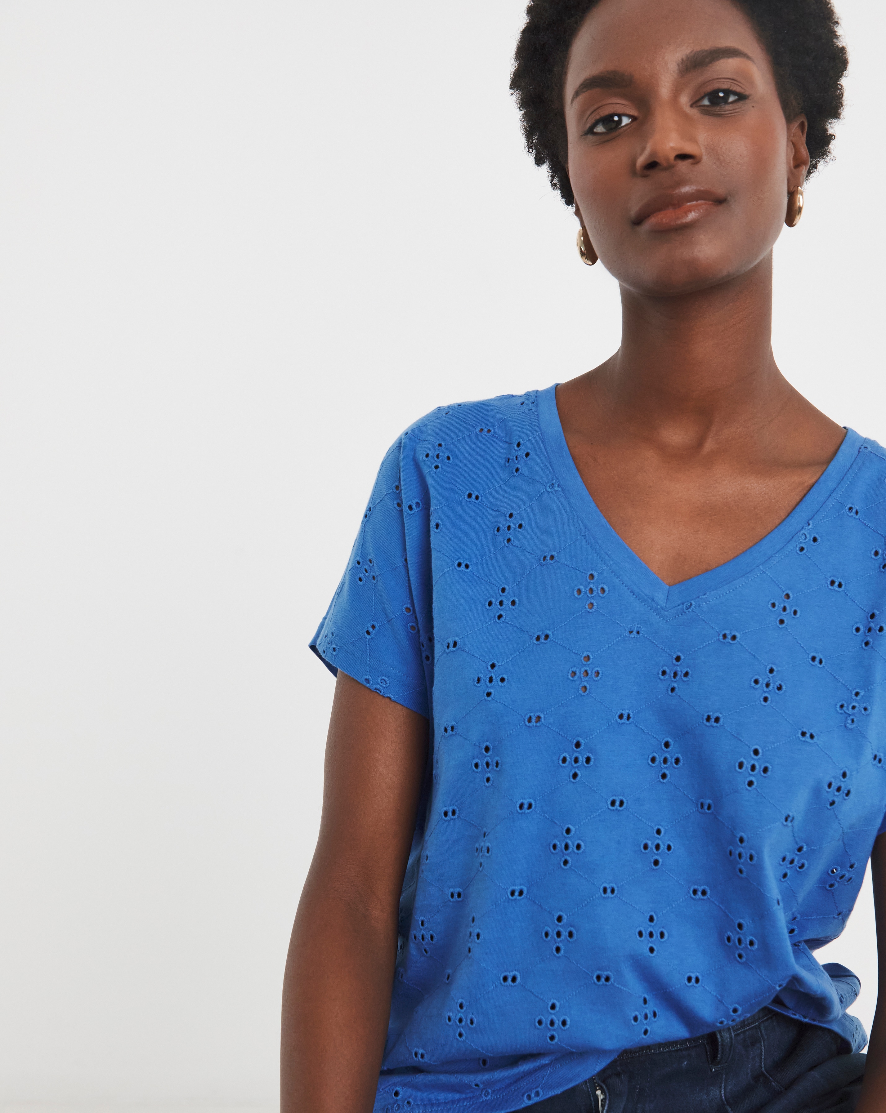 V Neck Broderie Short Sleeve T-Shirt