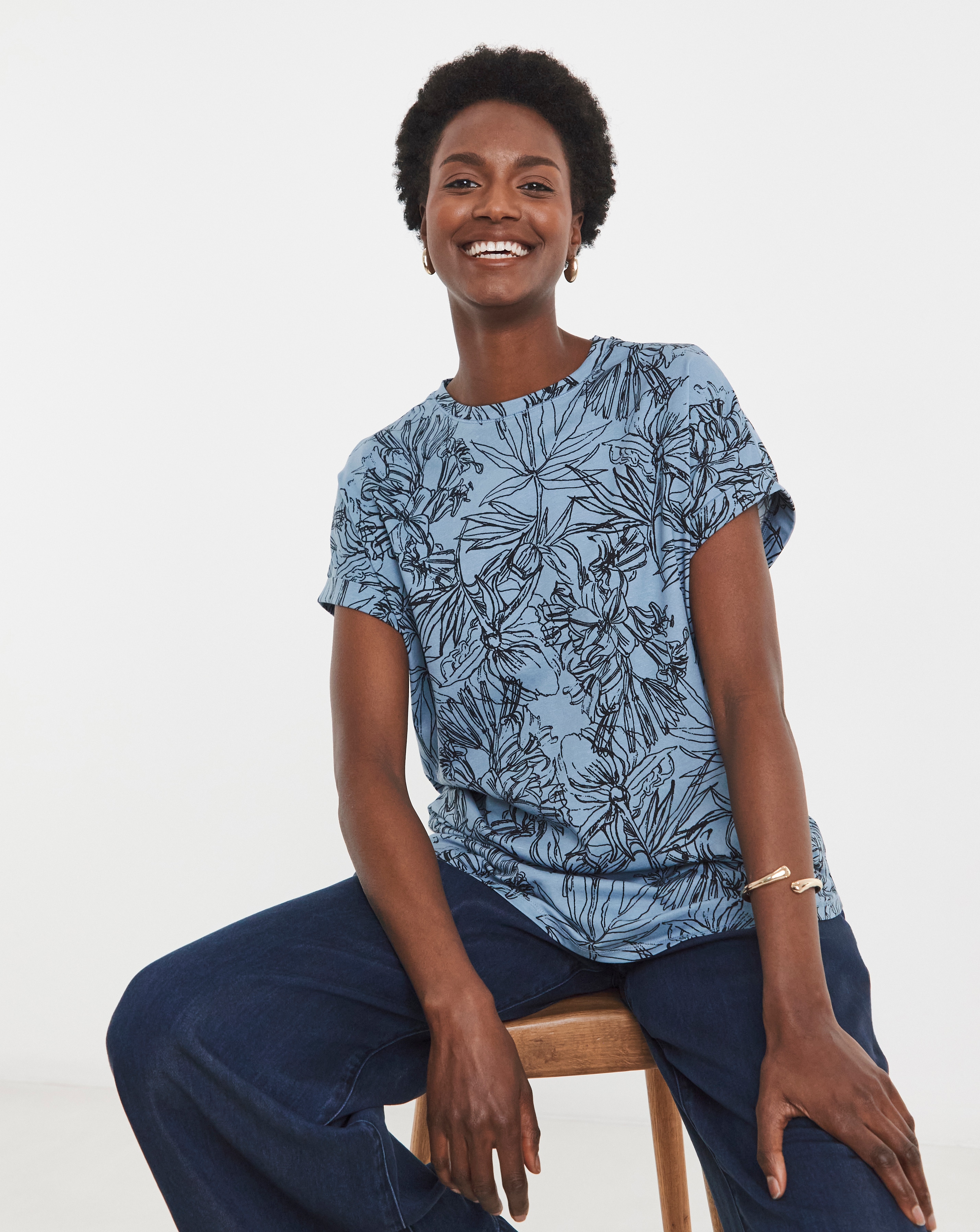 The Longline Short Sleeve Curved Hem Top