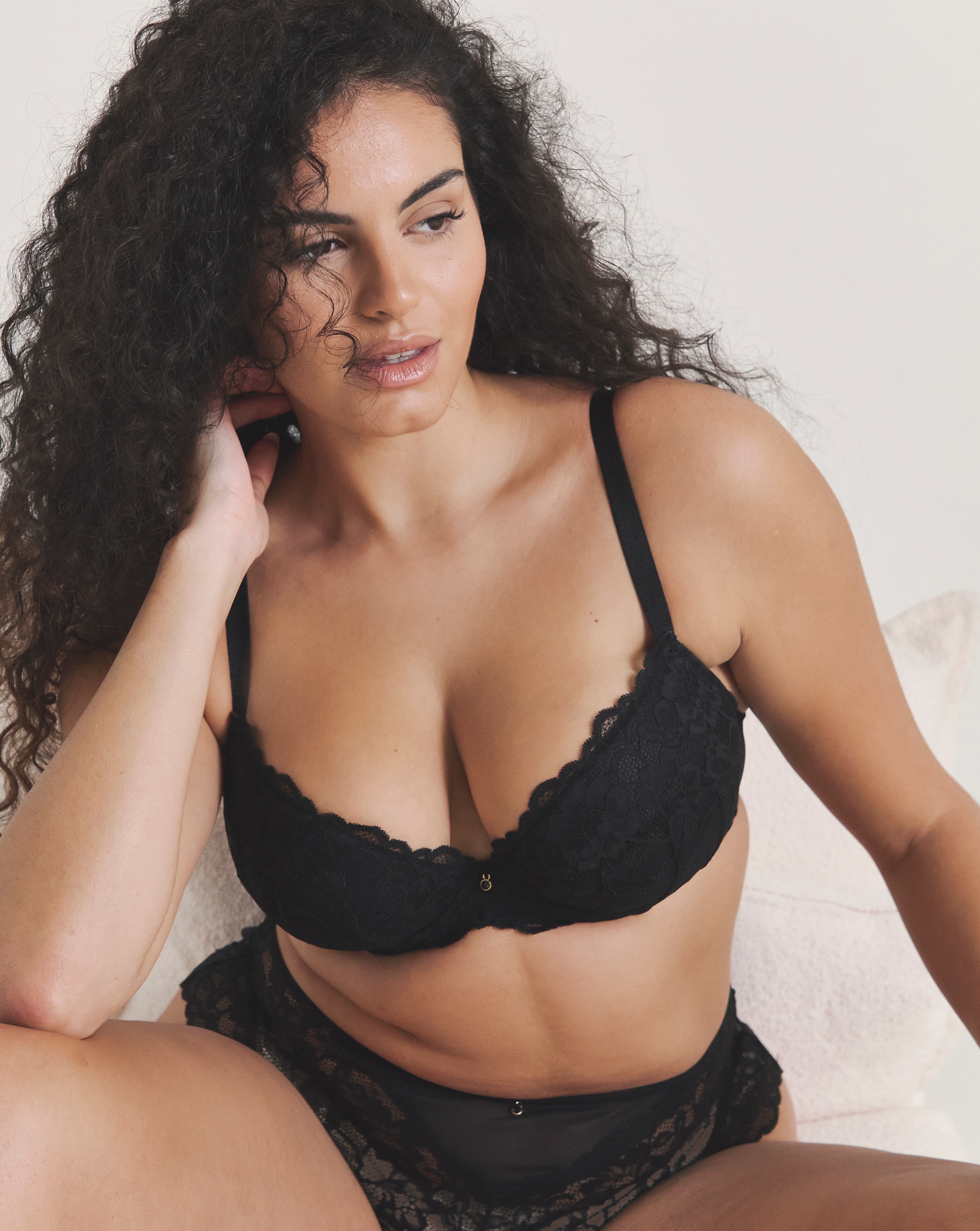 Ann Summers Sexy Lace Plunge Bra Black