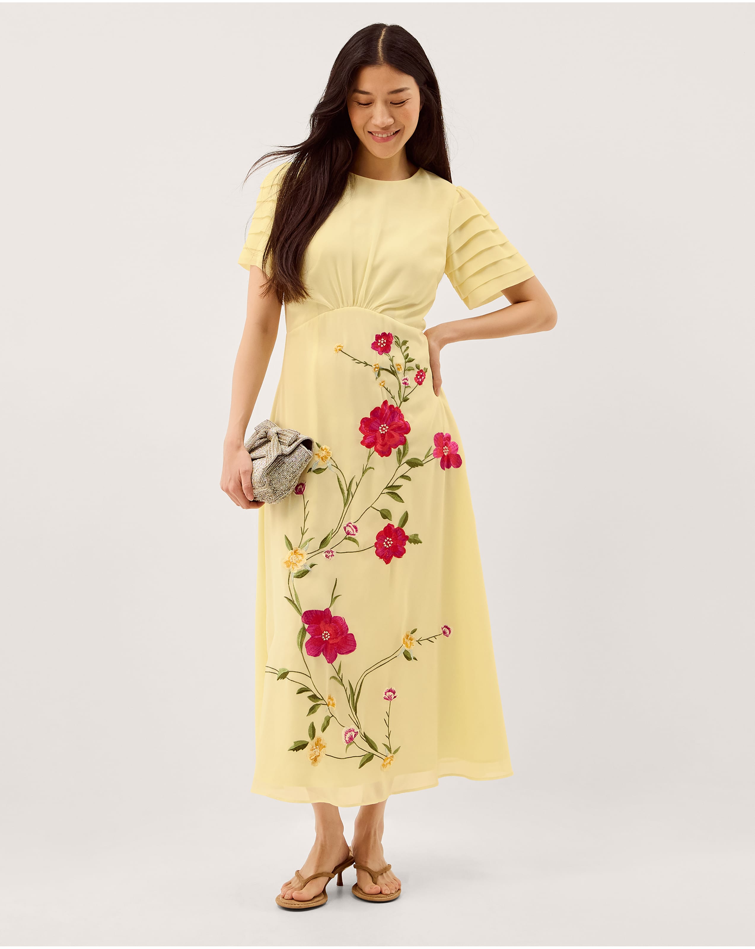 Flowy Wedding Guest Dresses | Fashion World Flowy Wedding Guest Dresses | Fashion World