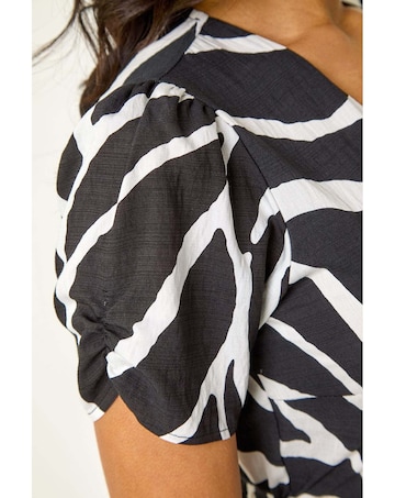 Roman Linear Border Shirt Dress