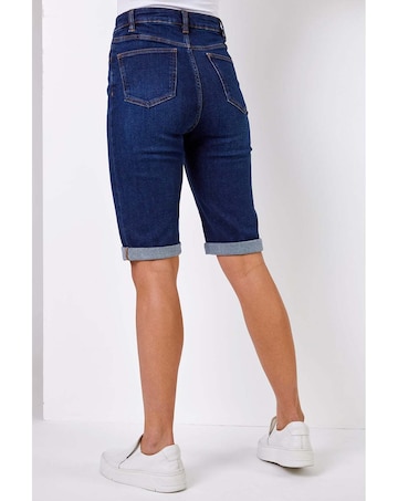 Roman Stretch Knee Length Shorts