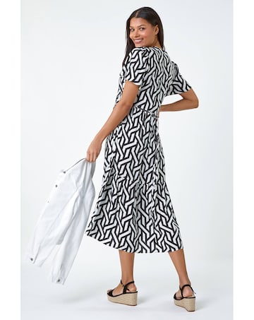 Roman Geometric Print Tiered Midi Dress