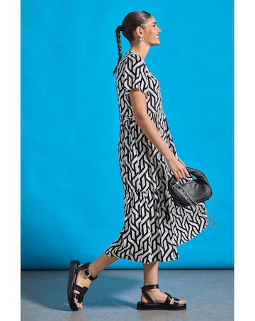 Roman Geometric Print Tiered Midi Dress