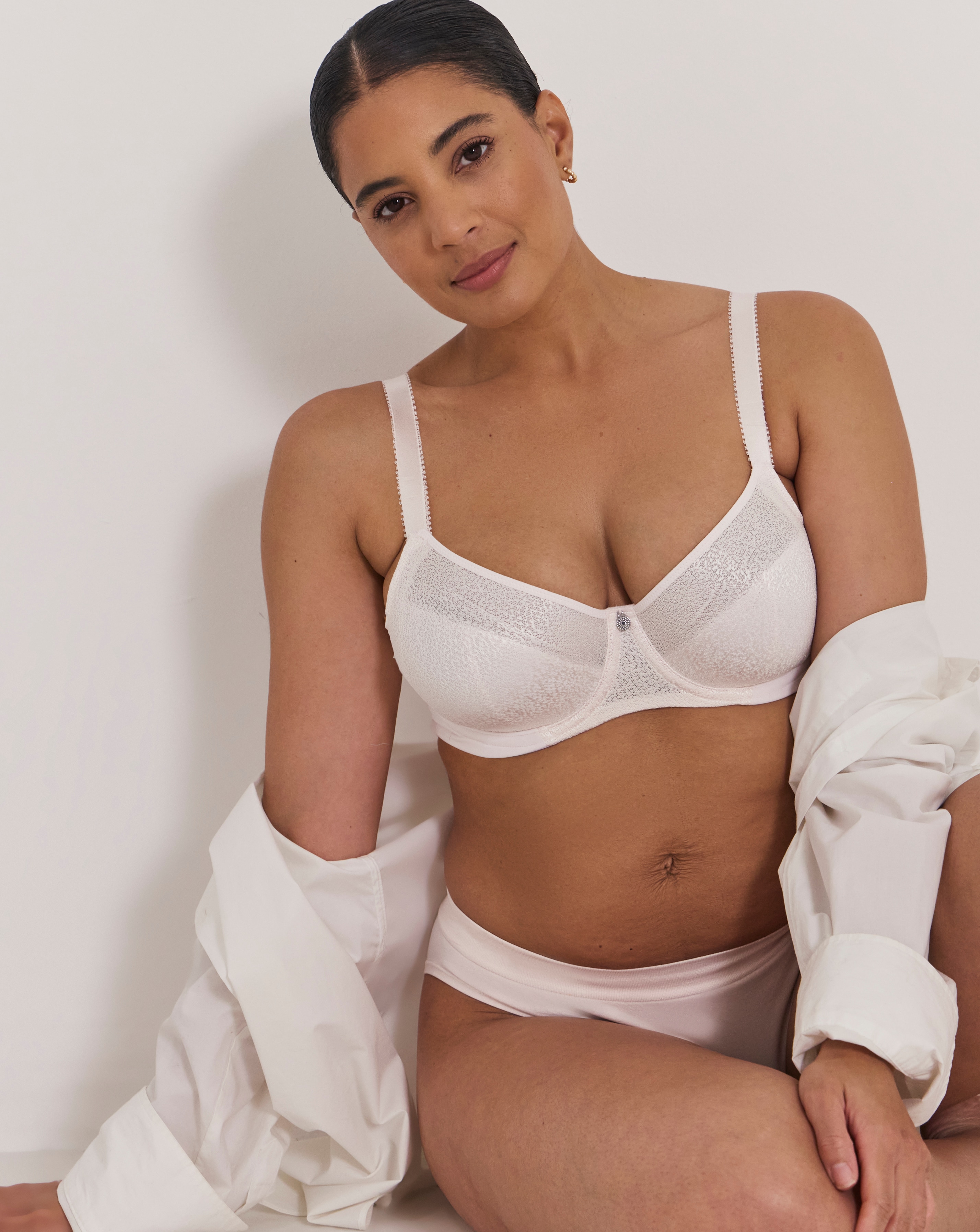 New In - Fantasie Demure Moulded Cup Bra Pink