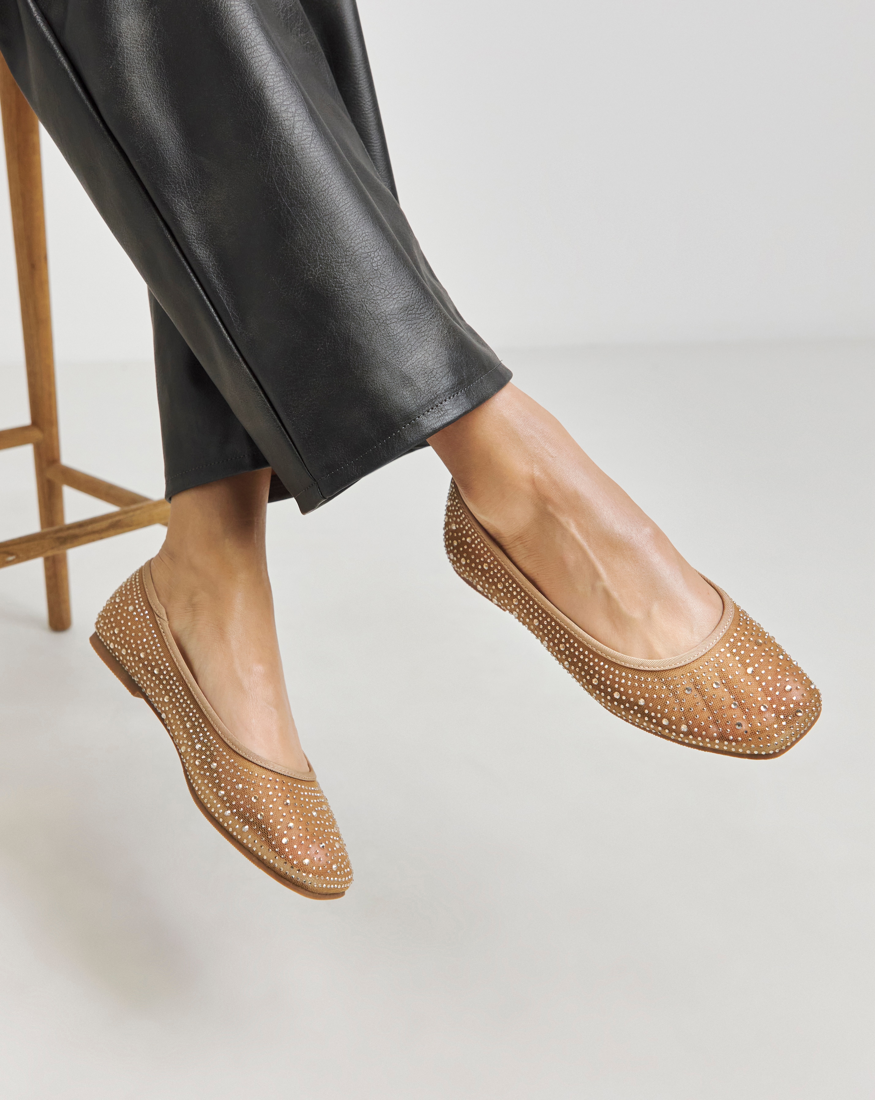 Mesh Embellished Ballet Flats Ex Wide