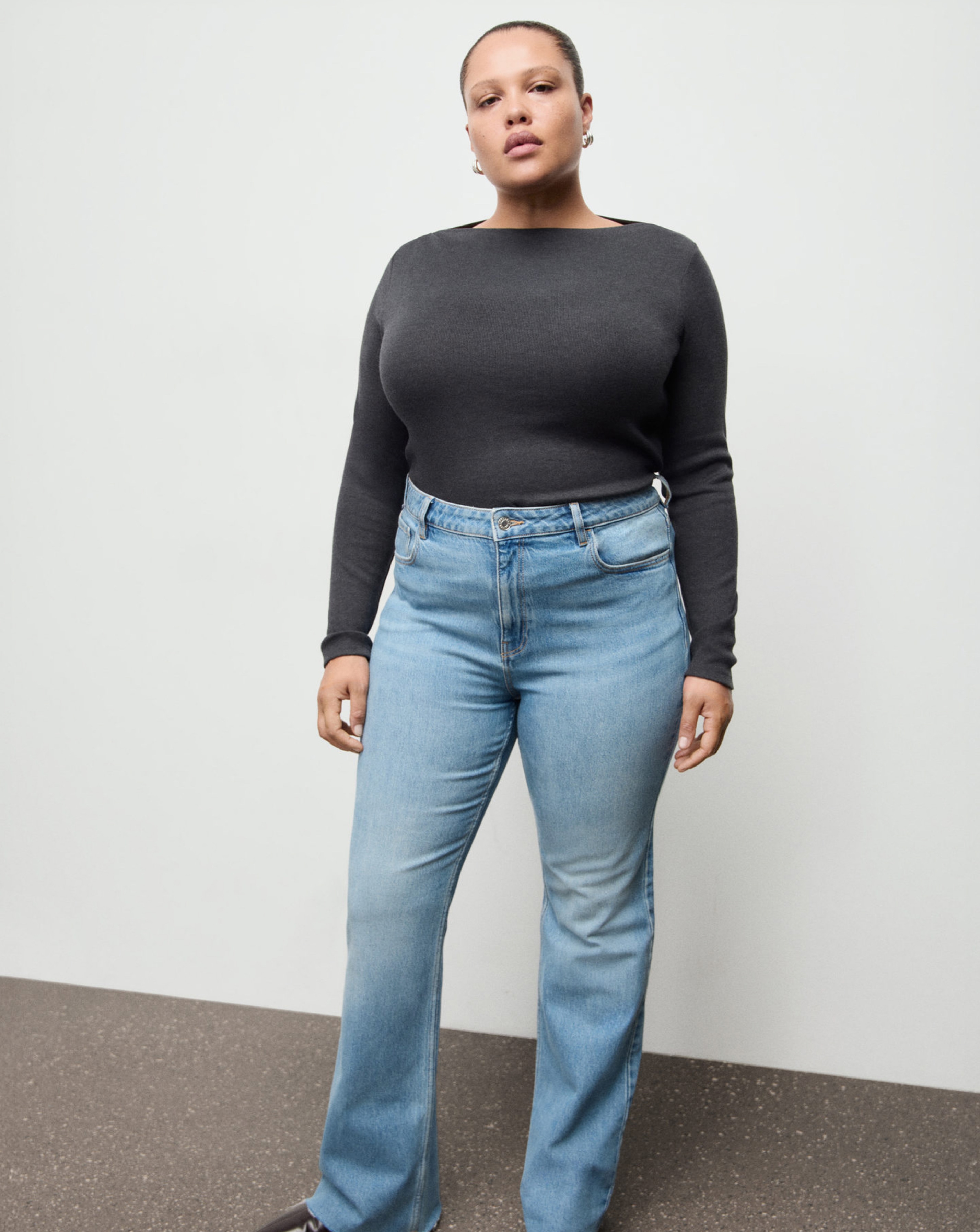 Mango Flare Mid-Rise Jean