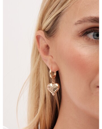 Mood Gold Polished Textured Heart Huggie Hoop Earrings