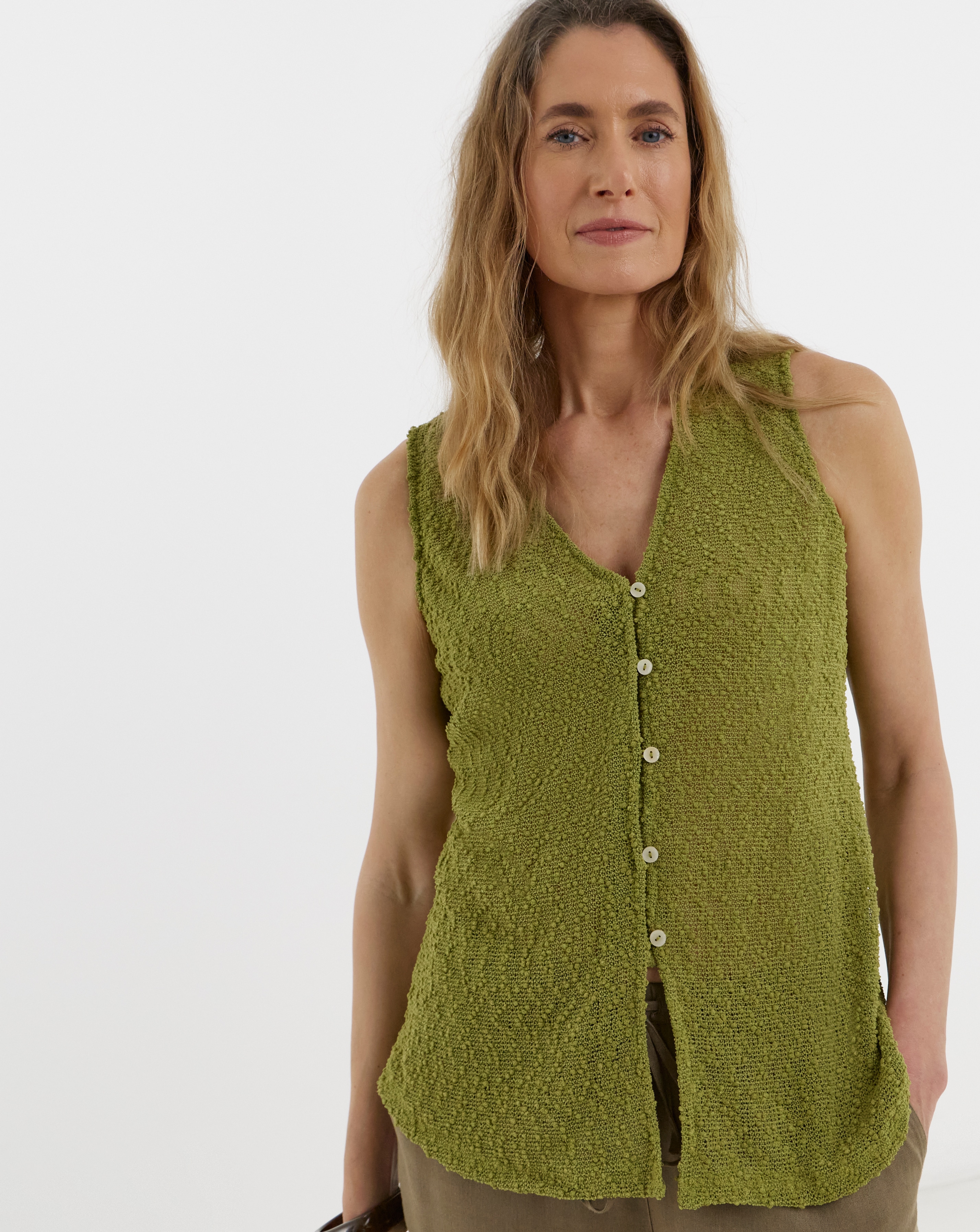 New In - Boucle Button Top