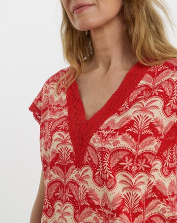 Bubble Hem Lace Trim Top