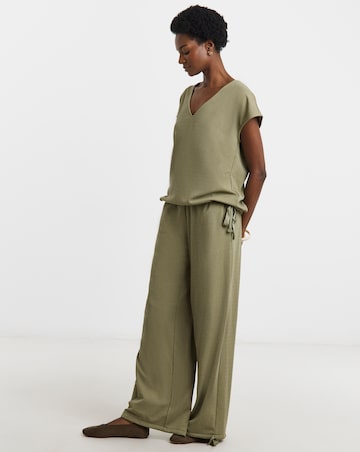 Textured Tie Hem Top