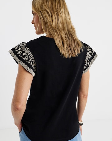 V-Neck Embroidered Sleeve T-Shirt